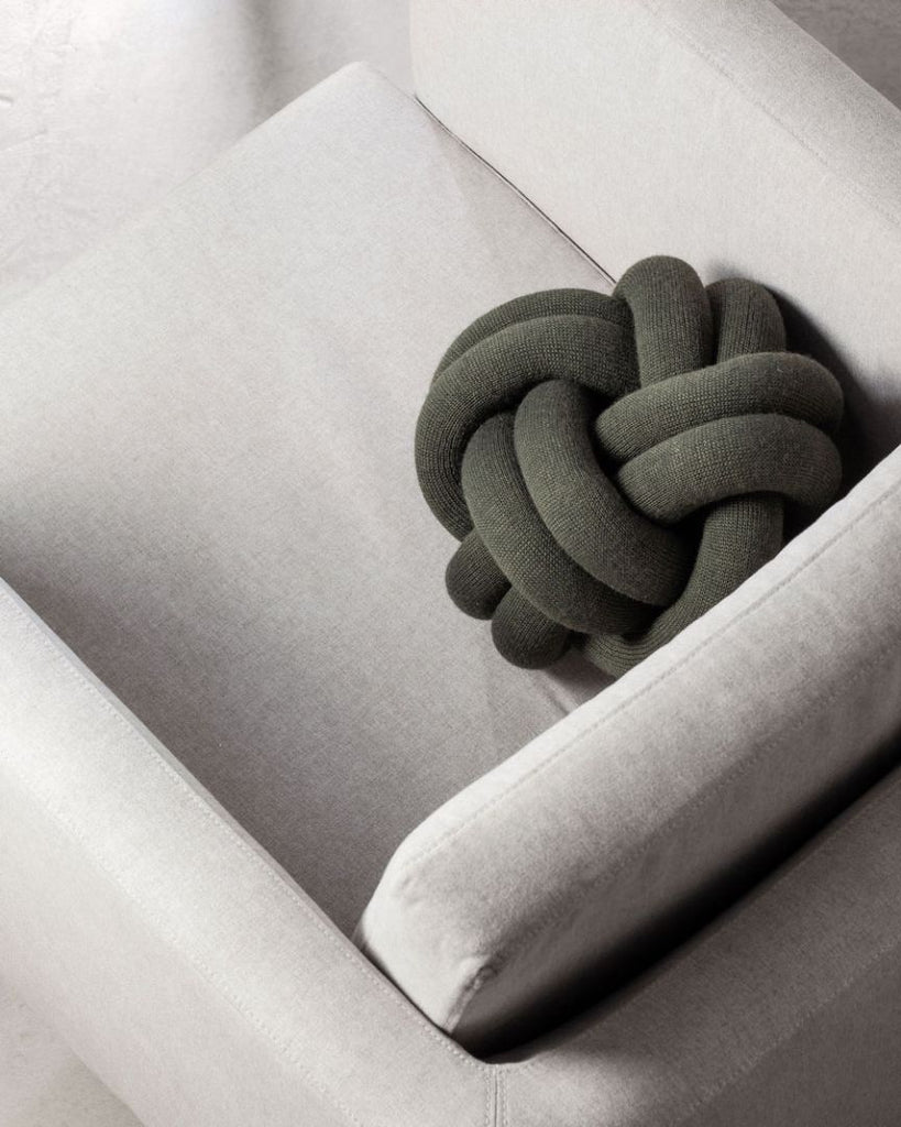 A cushion with a unique character, based on sculptural form instead of patterns. Knot is made from a knitted tube, several meters in length, which is then tied up to create a compact knot which is as comfortable as a support in the sofa as it is elegant to behold. Thanks to its strong design, Ragnheiður Ösp Sigurðardóttir’s Knot cushion belongs to the exclusive group of products that remain in one’s memory. 