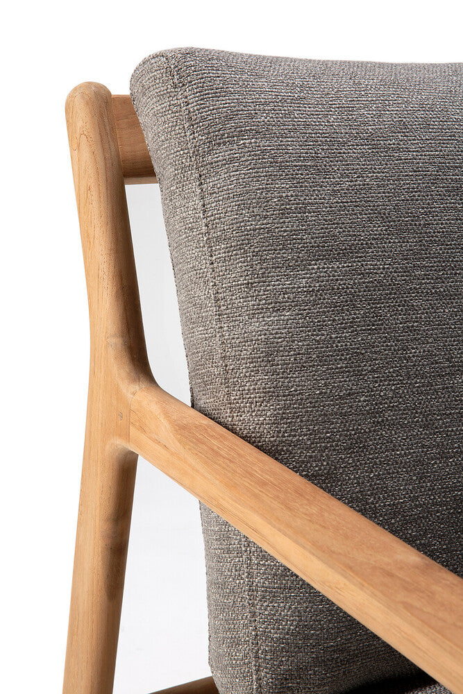 Beautiful from every angle, luxuriant shapes and curves form the basis of the Jack sofa collection from Ethnicraft. Featuring upholstery woven in Belgium, every detail has been meticulously crafted to ensure comfort and elegance when enjoying the outdoors. Apart of Ethnicraft's first outdoor collection. Designed by Jacques Deneef.
