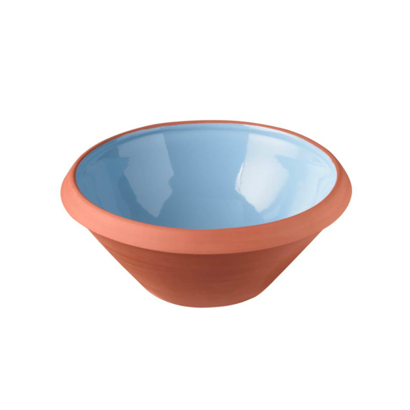 The Dough Dish is one of Knabstrup’s classic products. Many people have long recognized these beautiful glazed bowls, which have historically been a fixed component of every kitchen. These daily essential nesting bowls can be used as serving bowls or mixing bowls.