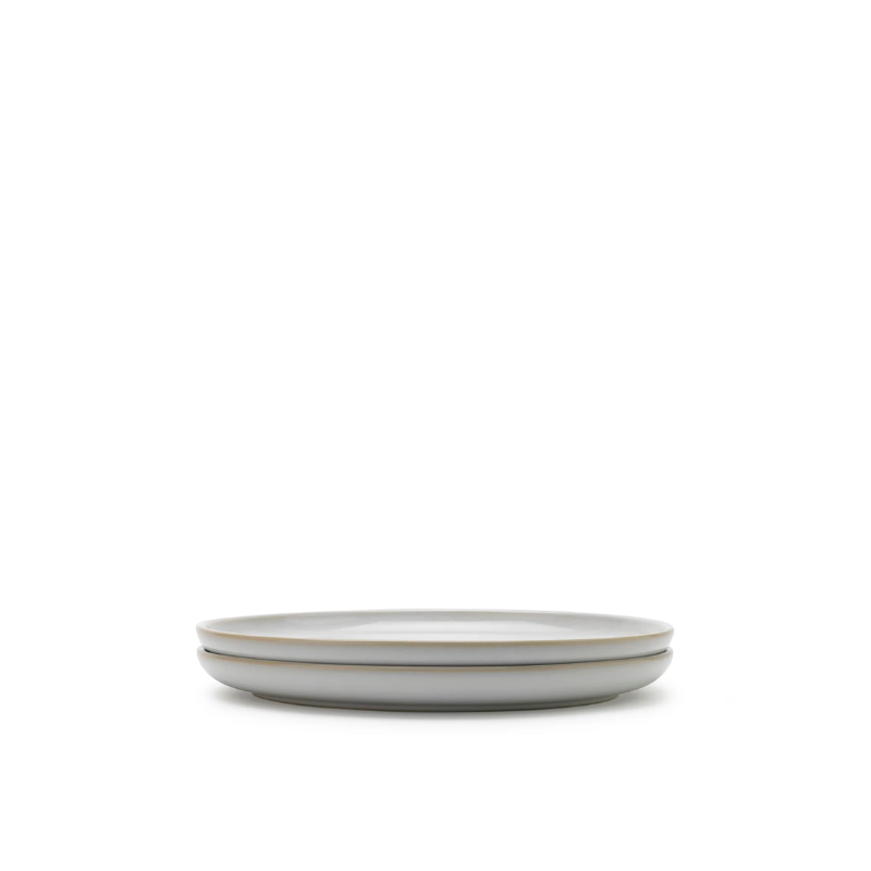 Knabstrup Keramik's new Tavola Plate stoneware series of tableware in a modern and timeless style. Stoneware is a robust material that withstands intensive use, so the series is oven, freezer, microwave, and dishwasher safe. Sold as a set of 2.