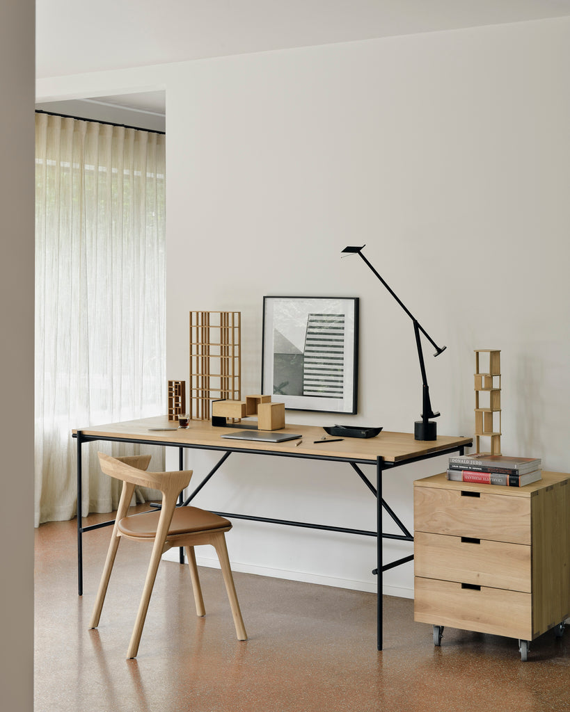 Over the years, the Bok dining chair has become one of Ethnicraft's most recognizable designs. Designer Alain van Havre combines sculptural elegance and contemporary crafting into a graceful and airy form