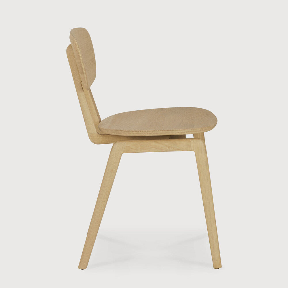 A nostalgic interpretation made with solid wood. The Pebble chair’s soft lines and airy elements provides not only seating comfort, but the familiar stylish shapes we have grown up loving. Designed by Alain Van Havre.