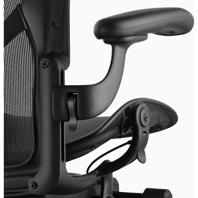 The Aeron office chair by Herman Miller revolutionized office seating with its defining design qualities: the pioneering Pellicle suspension material and its patented PostureFit SL back support, which affords the ideal sit — chest open, shoulders back, pelvis tilted slightly forward. 