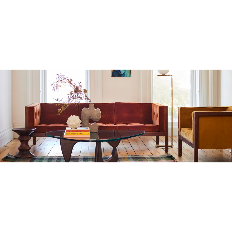 A mix of hard and soft, Cube’s solid wood frame is paired with inviting tufted seats neatly finished with piping for a tailored look.