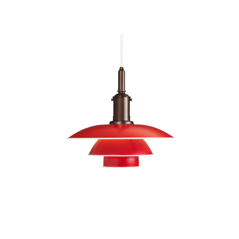The fixture is 100% glare-free, with a design based on the principle of a reflective three-shade system, which directs most of the light downwards. The shades are made of deep-drawn aluminum with a white inner surface that ensures gentle, downward light distribution. The downward light is both soft and pleasant.