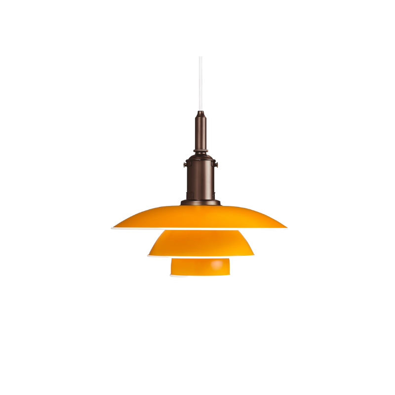 The fixture is 100% glare-free, with a design based on the principle of a reflective three-shade system, which directs most of the light downwards. The shades are made of deep-drawn aluminum with a white inner surface that ensures gentle, downward light distribution. The downward light is both soft and pleasant.