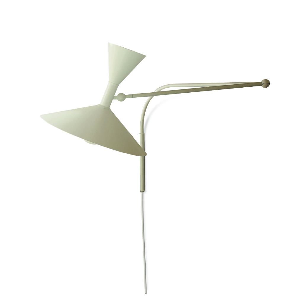 Designed by Le Corbusier for the Unité d Habitation of Marseille in 1949/1952, the Lampe de Marseille wall lamp from Nemo features adjustable lighting via its two joints on the arm with a refined aesthetic. 