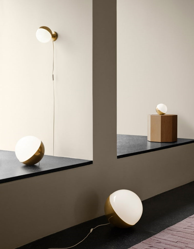 The VL Studio Wall light by Louis Poulsen emits a glare-free, diffused light. The triple-layered opal glass provides a pleasant and uniform illumination of the area around the fixture. The lamp shade can be tilted 90 degrees to the right or left, which allows for flexible light distribution.
