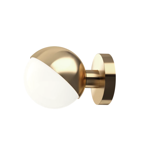 The VL Studio Wall light by Louis Poulsen emits a glare-free, diffused light. The triple-layered opal glass provides a pleasant and uniform illumination of the area around the fixture. The lamp shade can be tilted 90 degrees to the right or left, which allows for flexible light distribution.